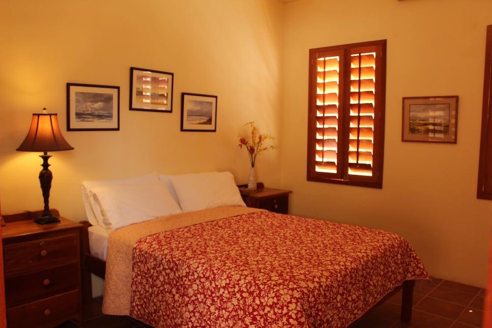 The Crimson Orchid Inn at Orchid Bay