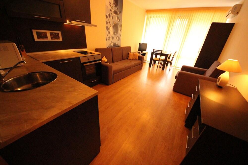 Menada Chateau Valon Apartments