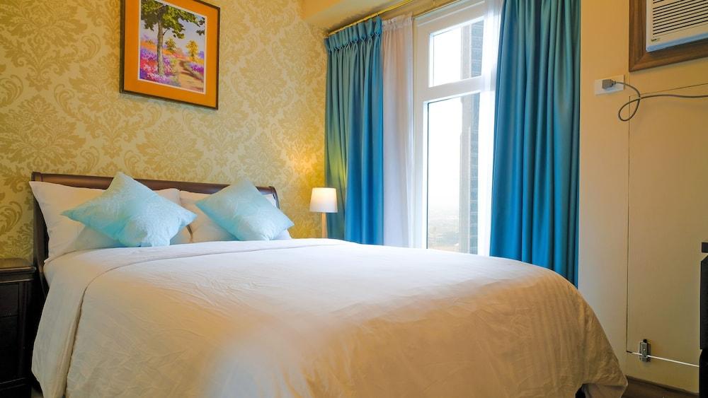 Currency Serviced Suites