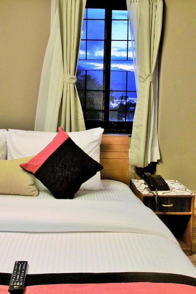 Hotel Raniban Arcade