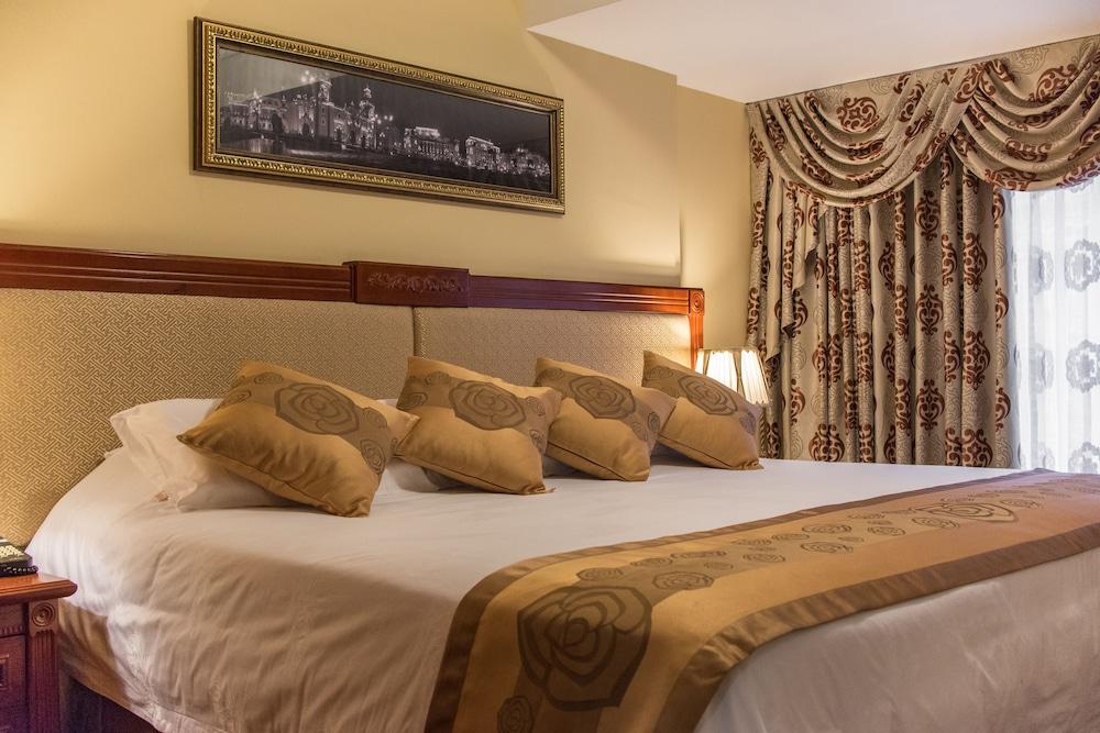 Apart Hotel El Doral