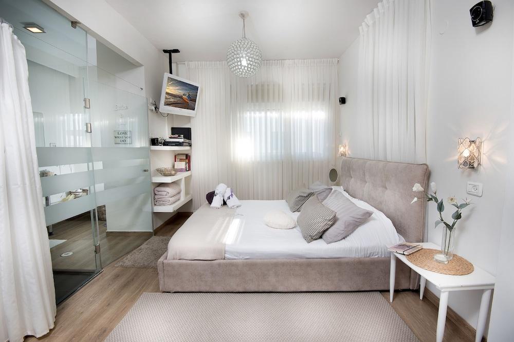 Osnata Boutique Suites