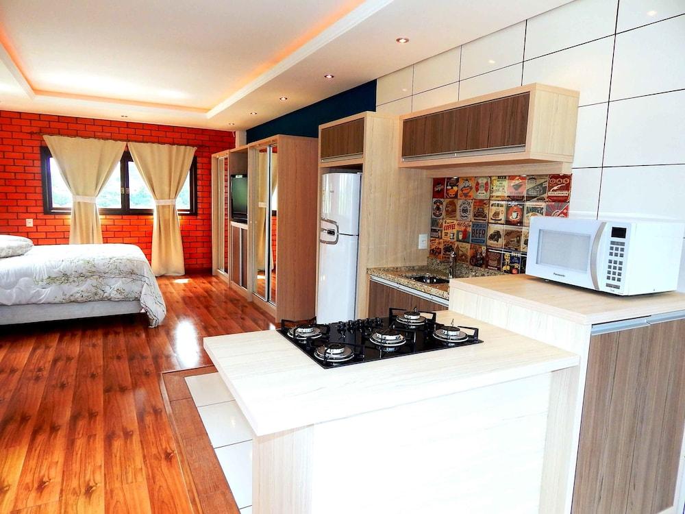 Apartamento Luxurias da Serra 01