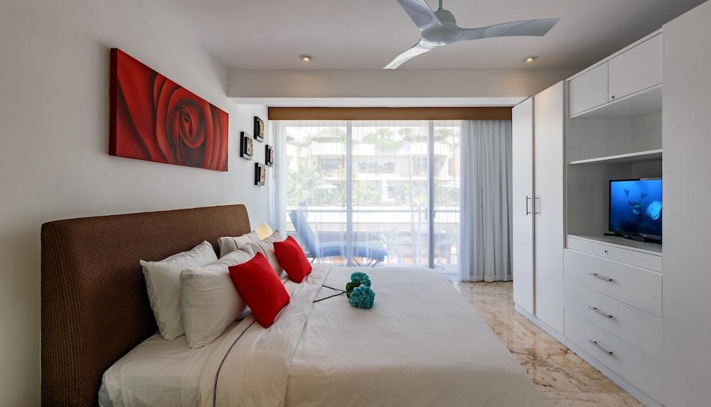 Magia Beachside Condo