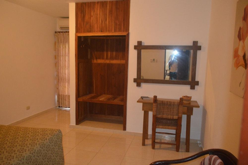 Hotel Rancho Don Cesar