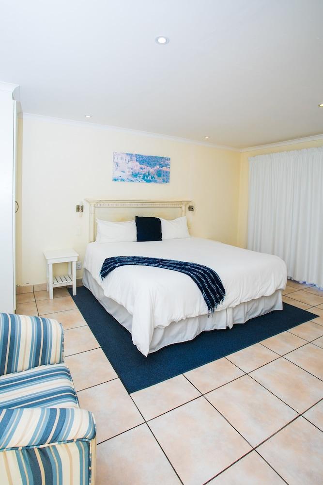 Santorini Guesthouse