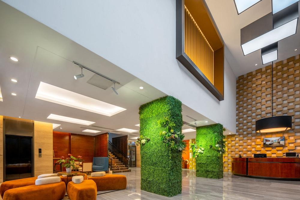 Ausotel Smart Baiyun International Airport T2