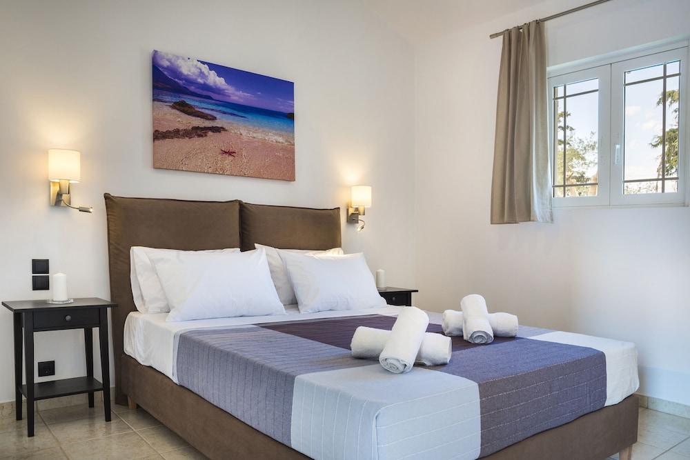 Cypress Garden Villas