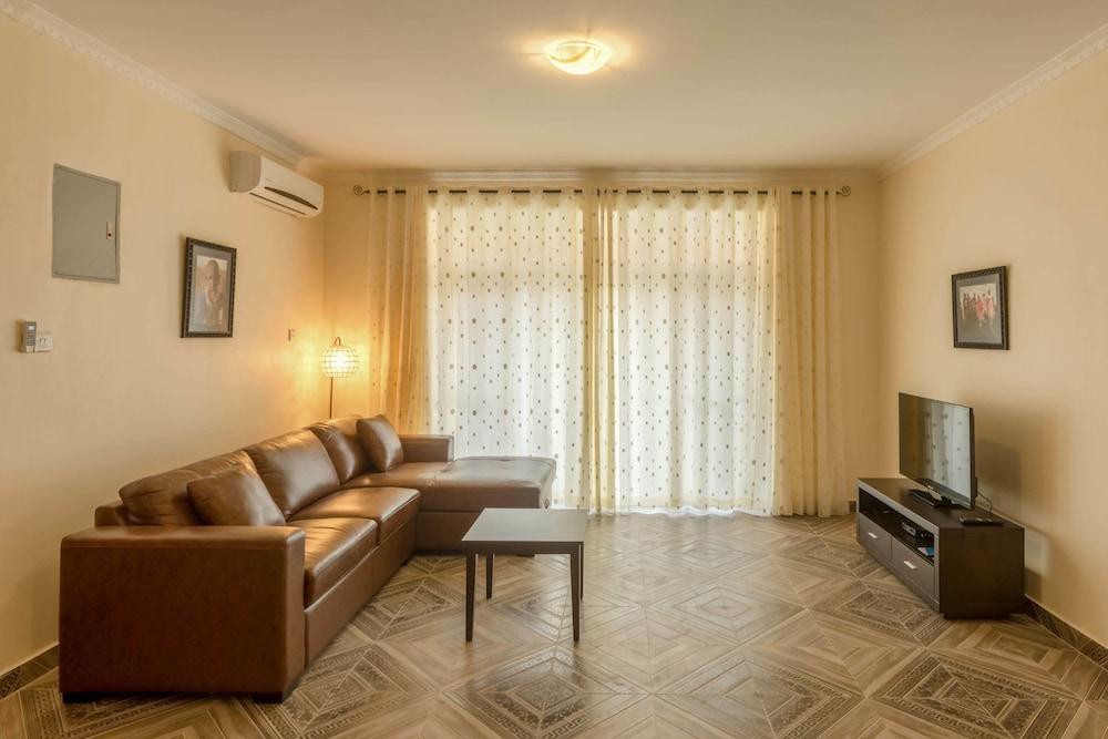 The Green of Oysterbay