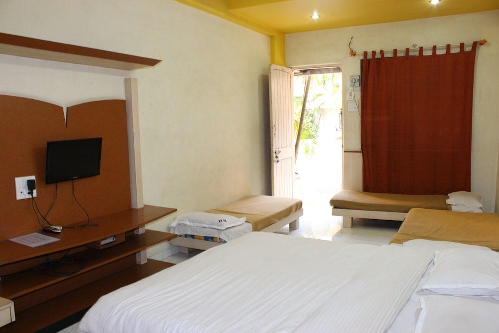 Hotel Royale Heritage