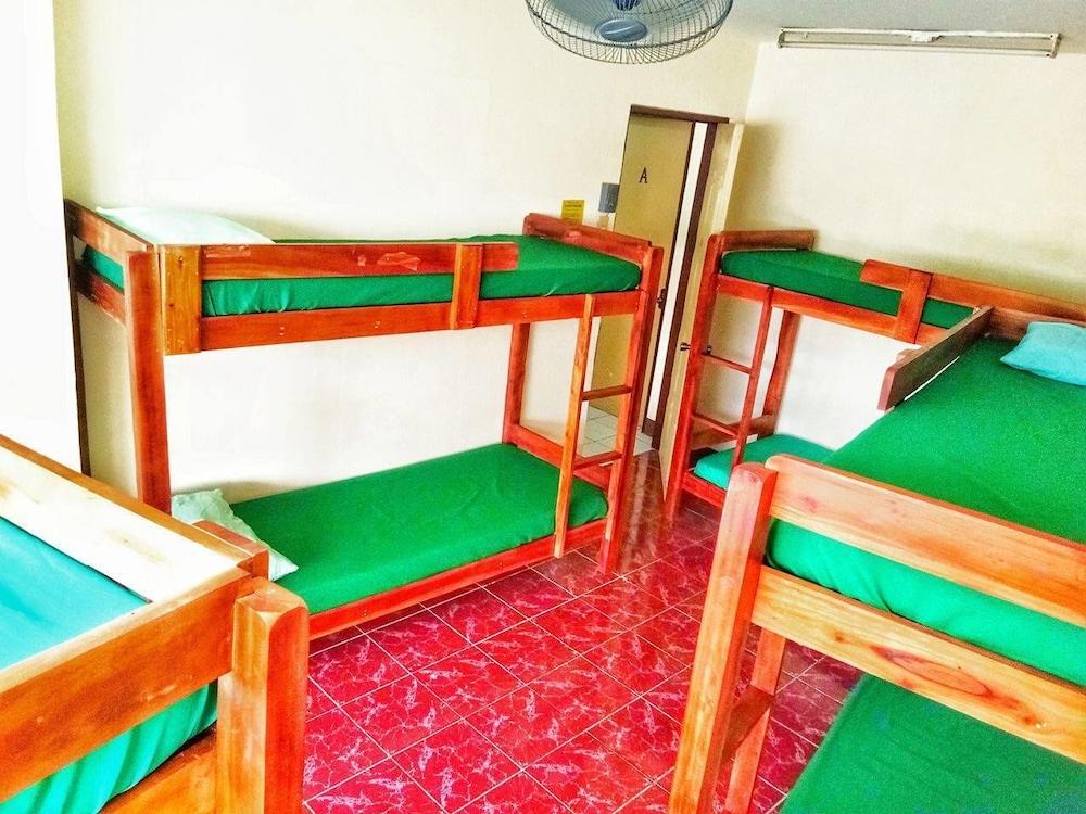 Friendly's Guesthouse