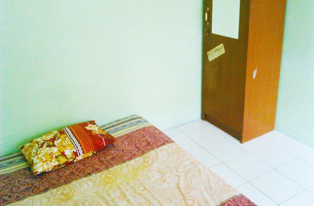 Kost Semarang Peterongan Timur