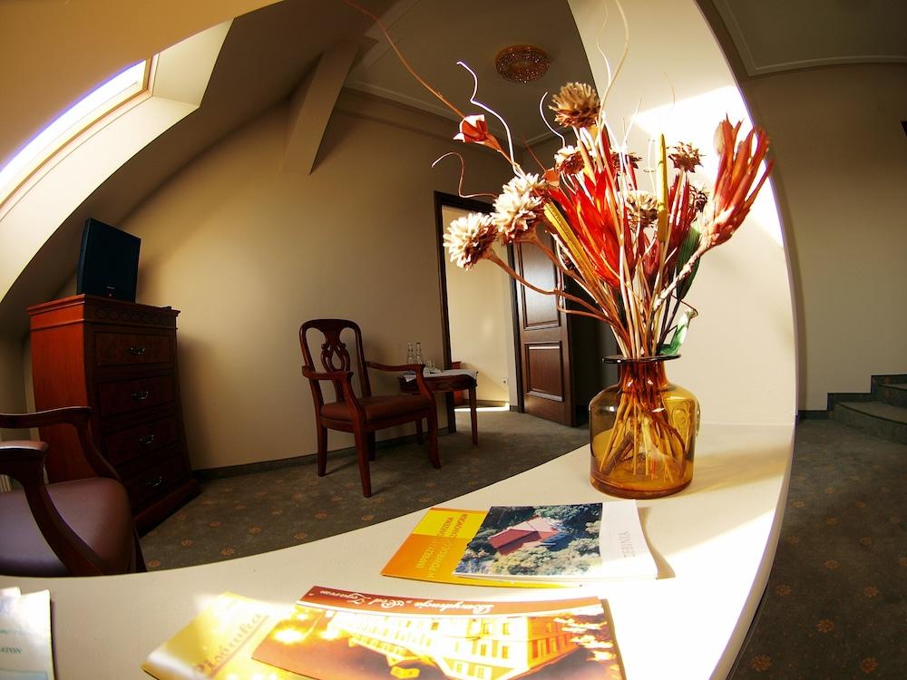 Rezydencja Pod Zegarem