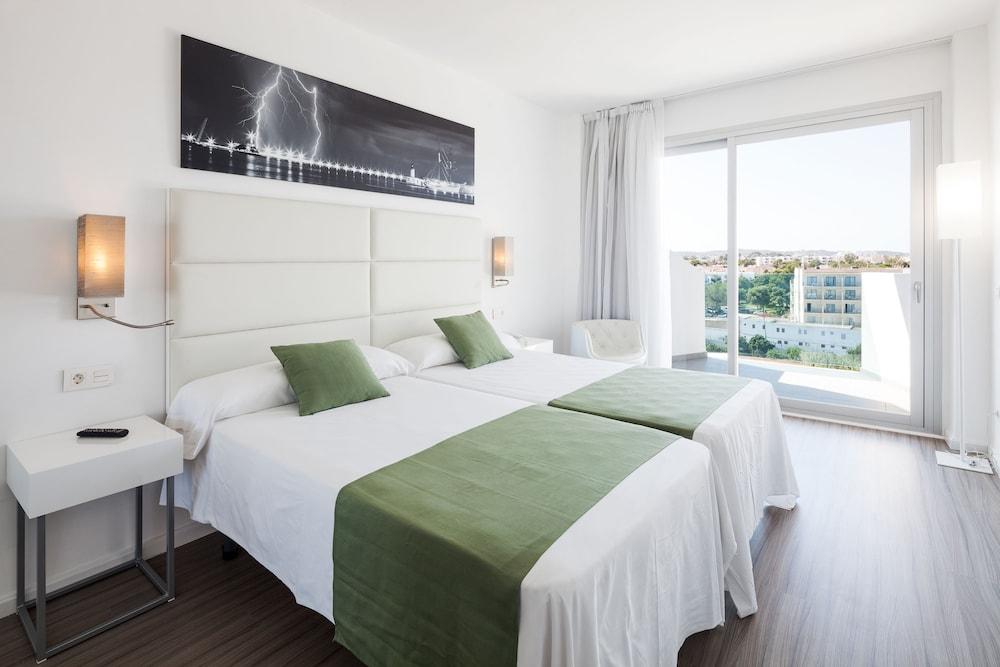 Axel Beach Ibiza - Adults Only