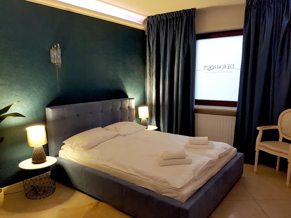 A11 Apartments & SPA Dermique