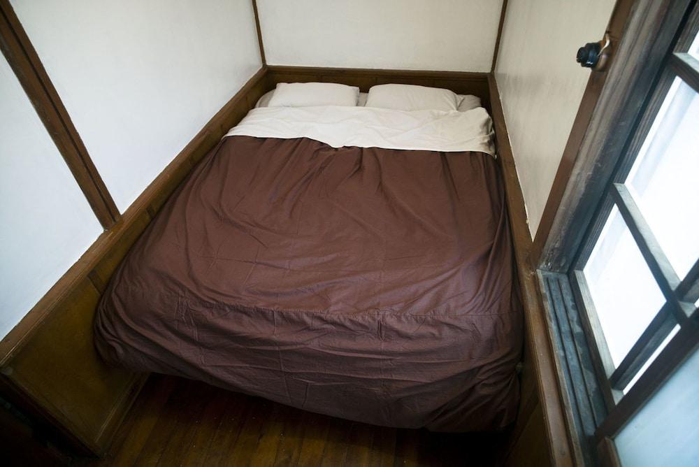 WORLDTRECK DINER & GUESTHOUSE - Pise - Hostel