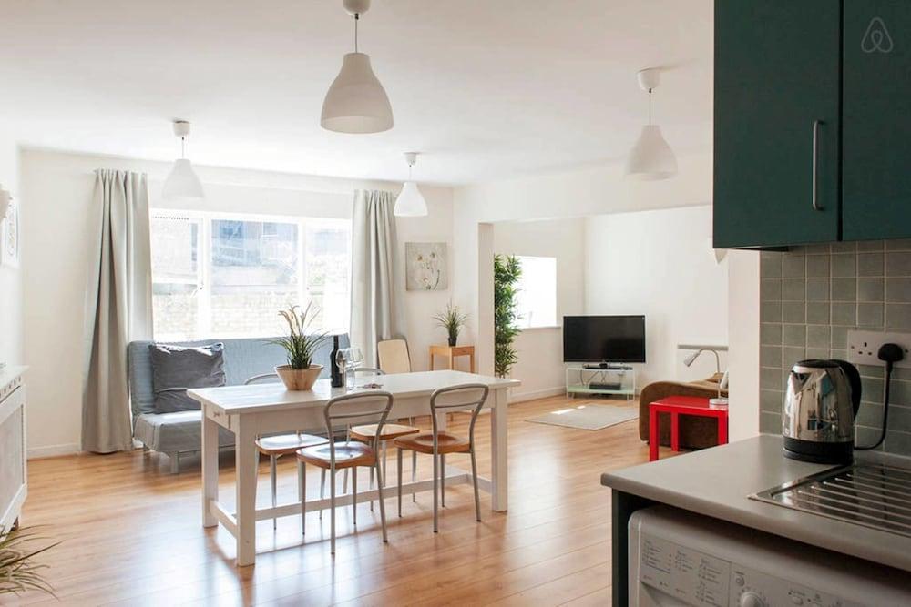 MetroStays - Temple Bar 11