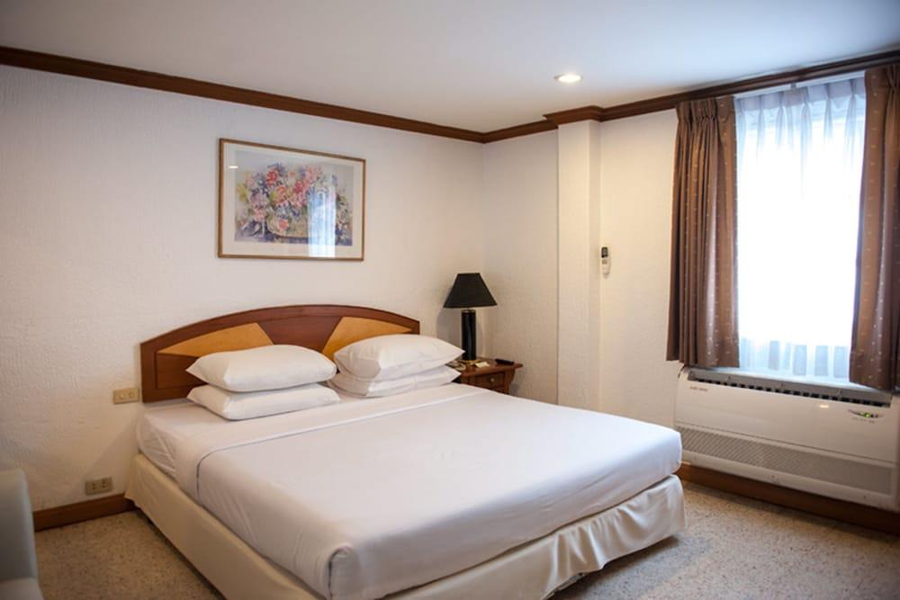 Lido Beach Hotel Pattaya