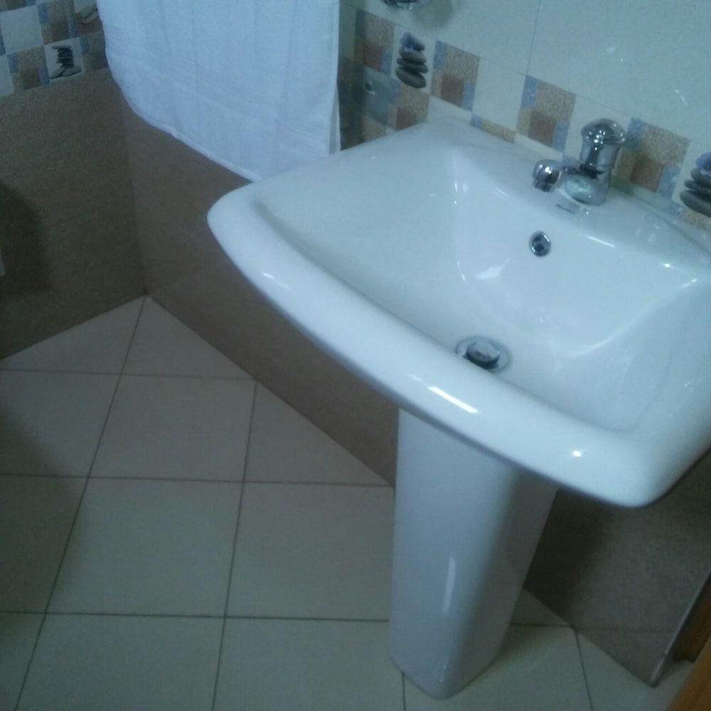 The Raspberry Cottage