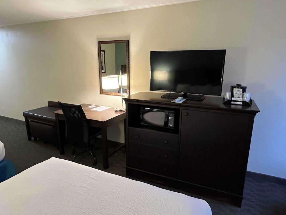 Best Western Williamsburg Historic District