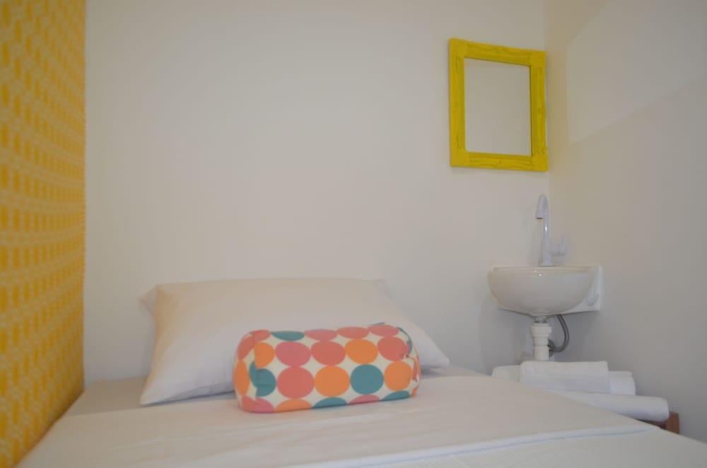 HOSTELARIASP BOUTIQUE