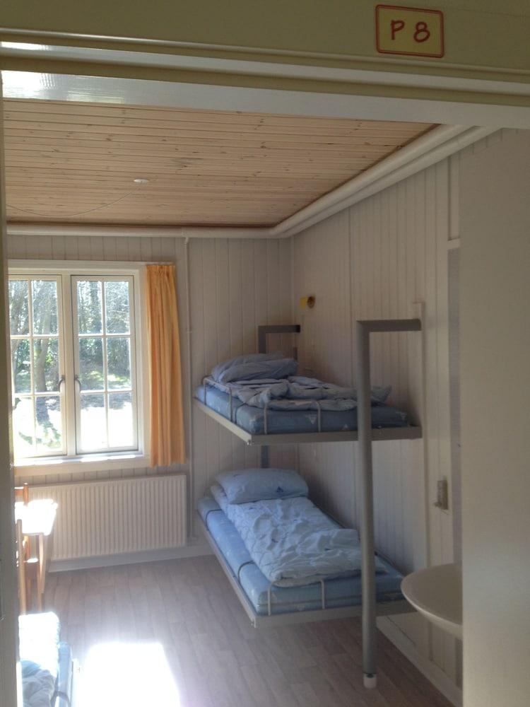 Rønne Vandrerhjem - Hostel