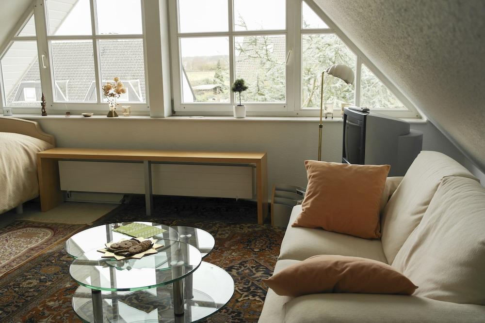 Tolstov-Hotels Apartment