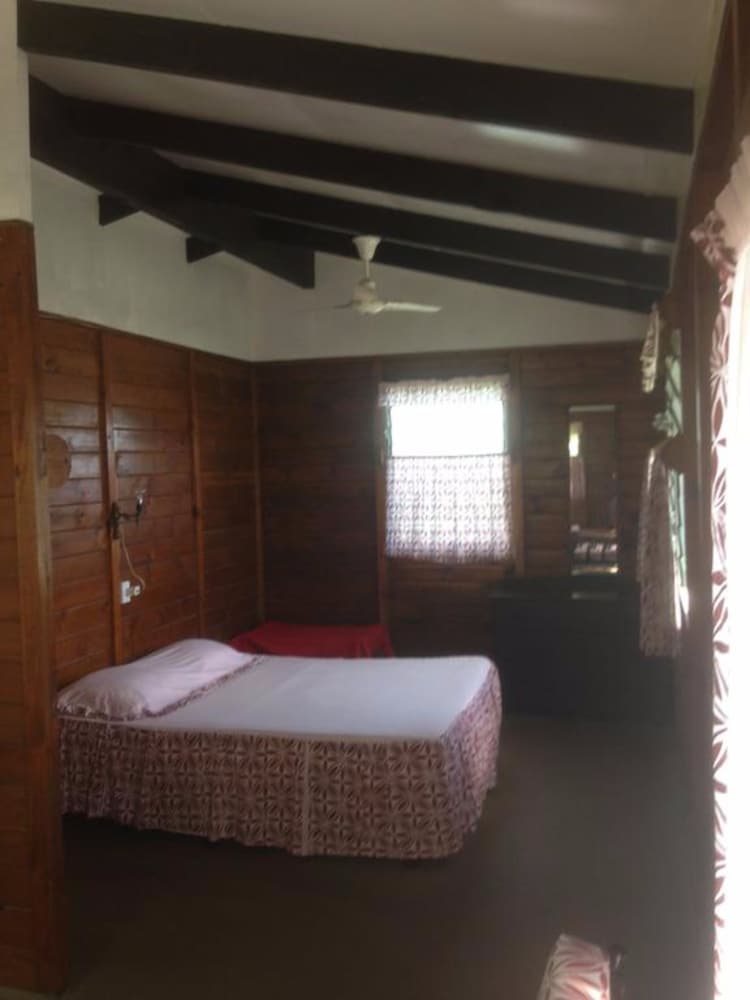 Vaiala Beach Cottages