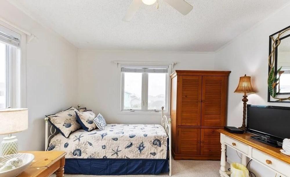 Beauty & The Beach-8B - 2 Br Home