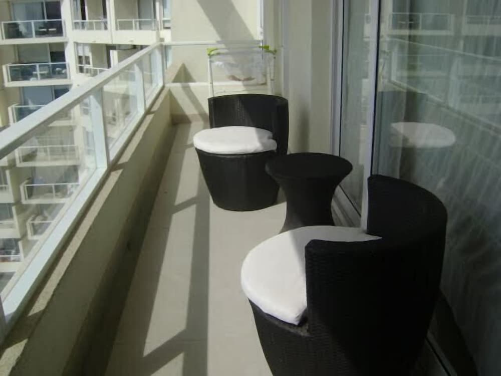 Departamento Laguna Mar 7