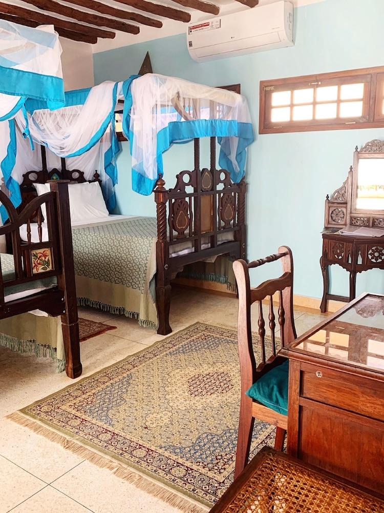 Kendwa Rocks Beach Hotel