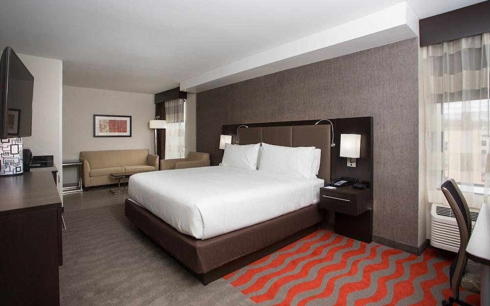 Holiday Inn Express Springfield Downtown by IHG