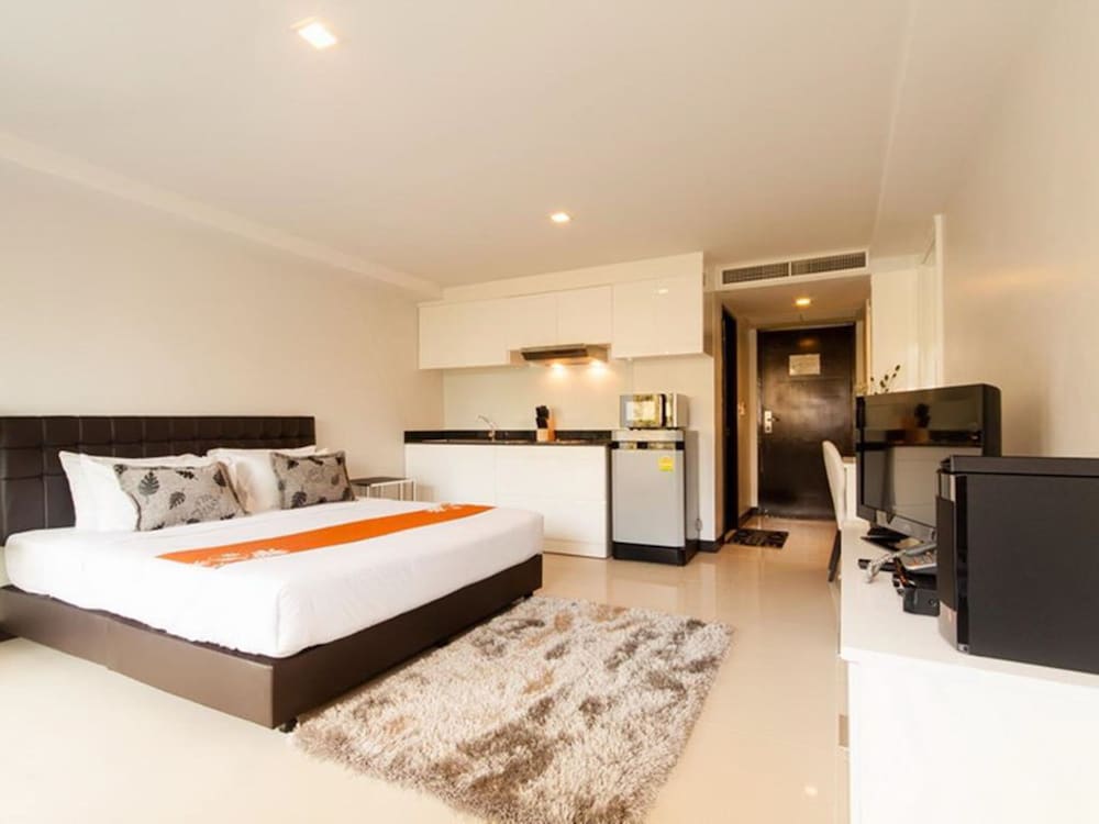 The Kris Resort Condotel at Bagtao Beach