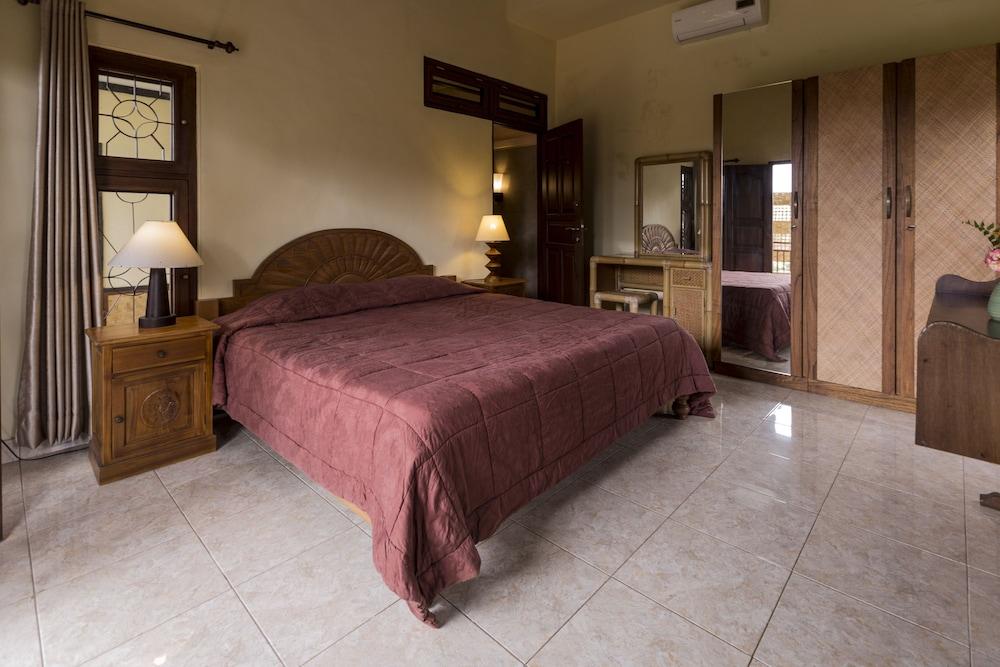 Murni's Villa Ligondi