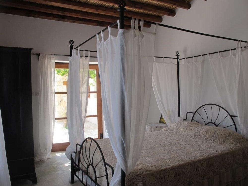 SPITI Calliope - ex House of Eleni