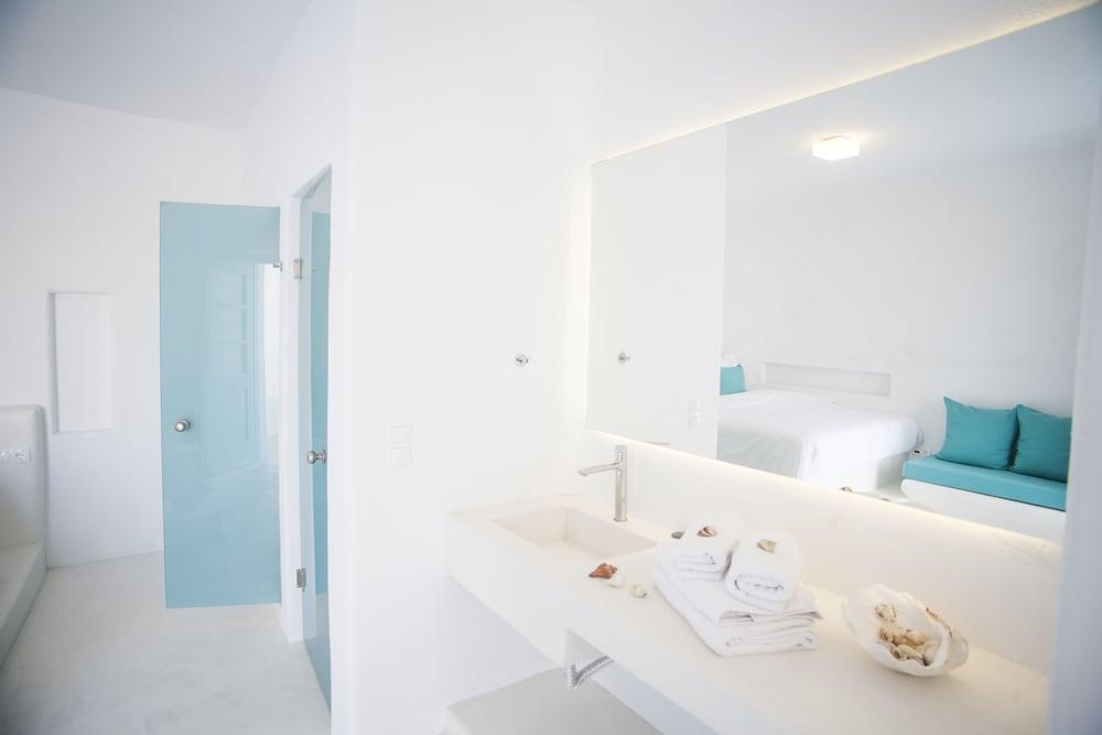 Mykonos Moussa Suites