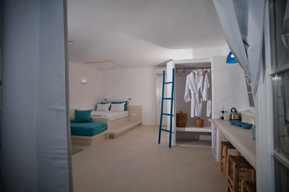 Mykonos Moussa Suites