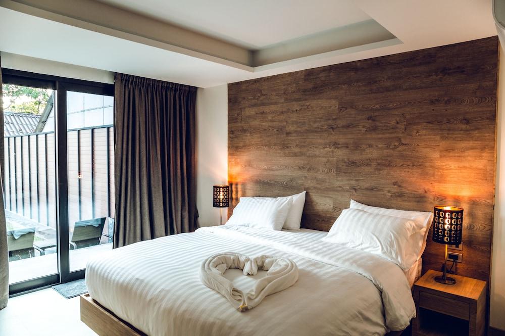 15 Palms Beach Resort