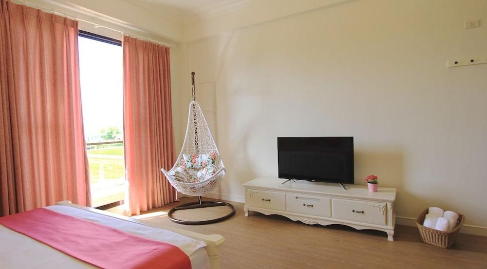 Green Field & Sunshine