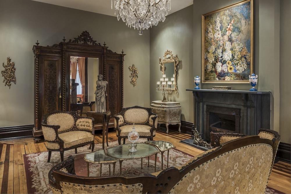 The Inn at 97 Winder