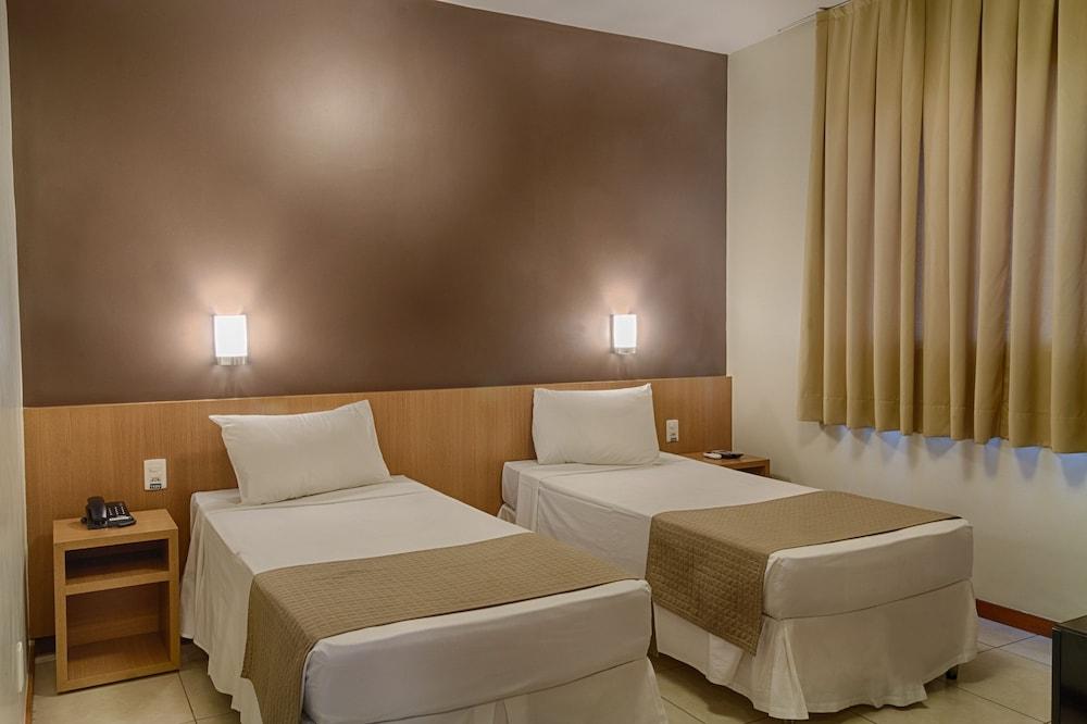 Hotel Atlas Sete Lagoas