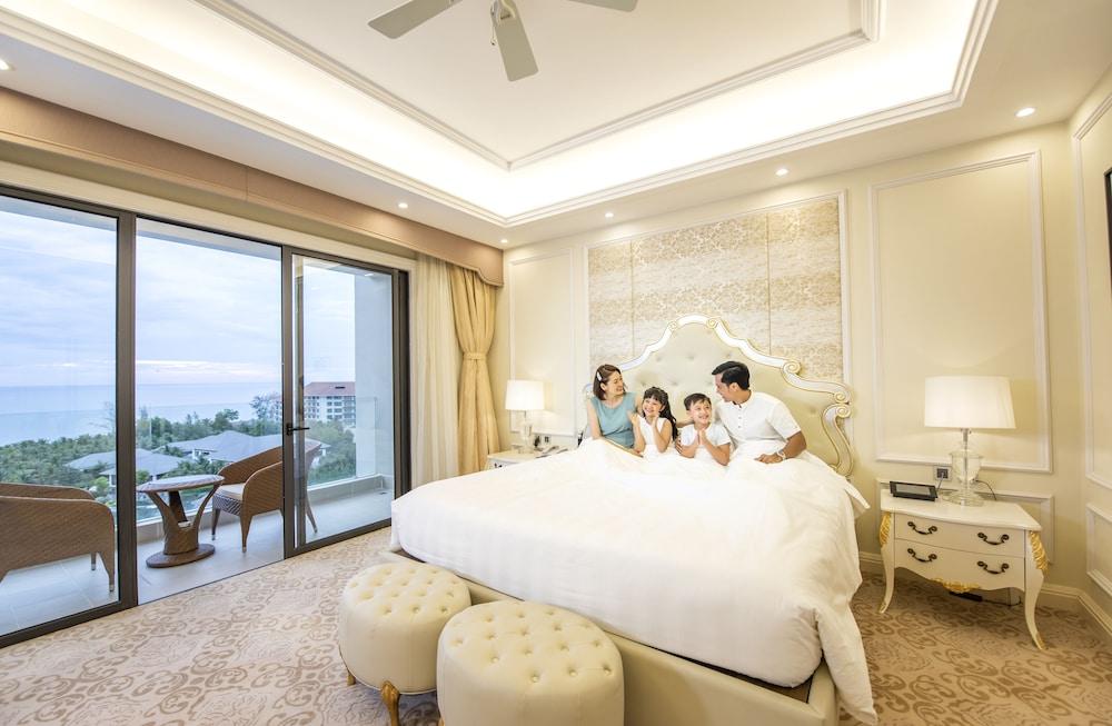 Wyndham Grand Phu Quoc