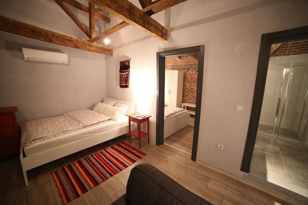 Attalos Suites Hotel