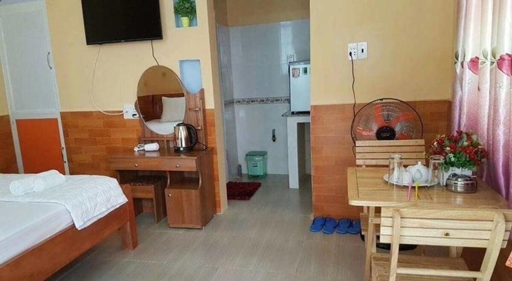 Hana Resort & Bungalow