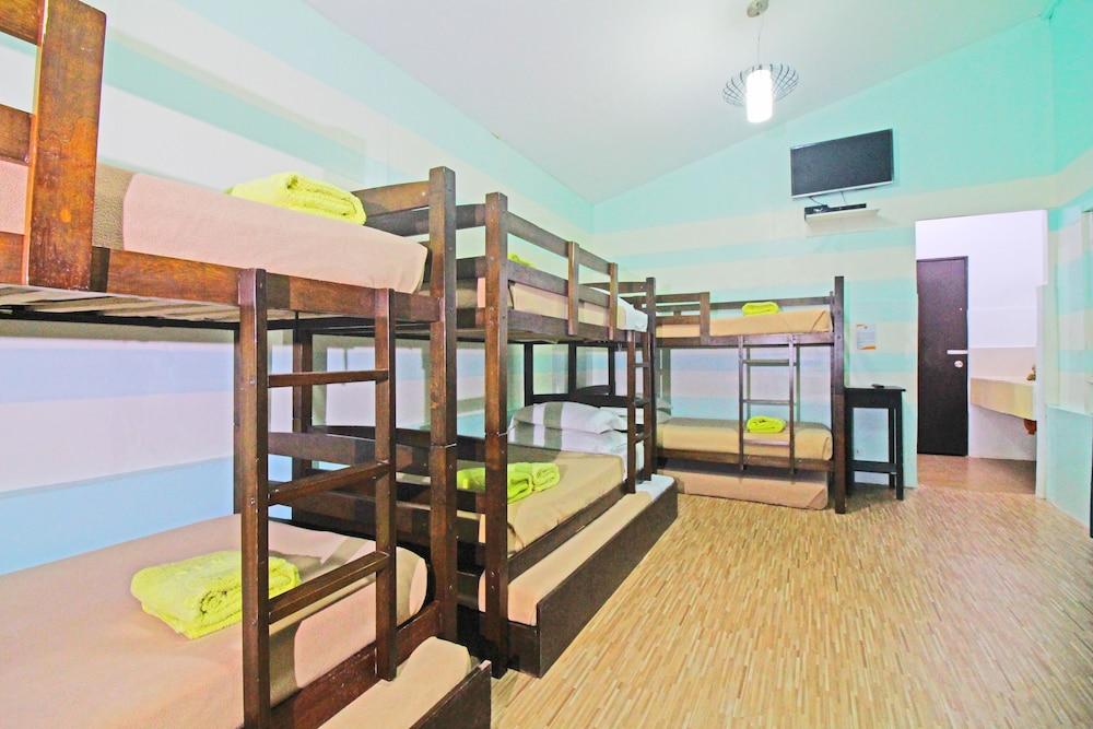 Caliraya Resort Club