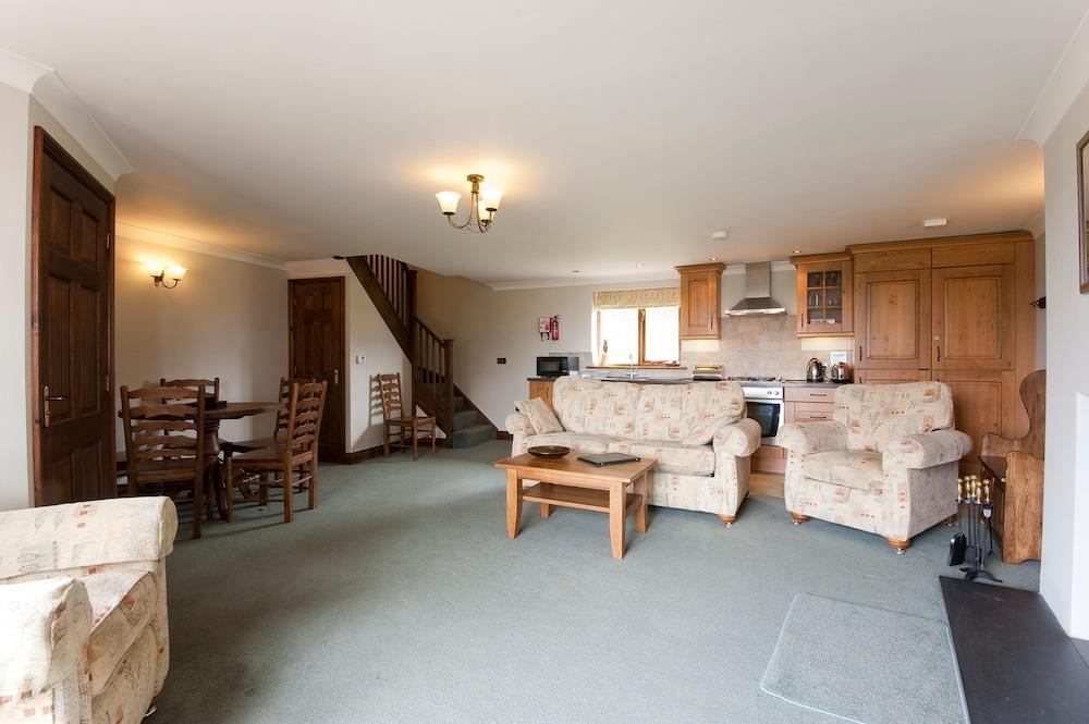 Green Acres Cottages