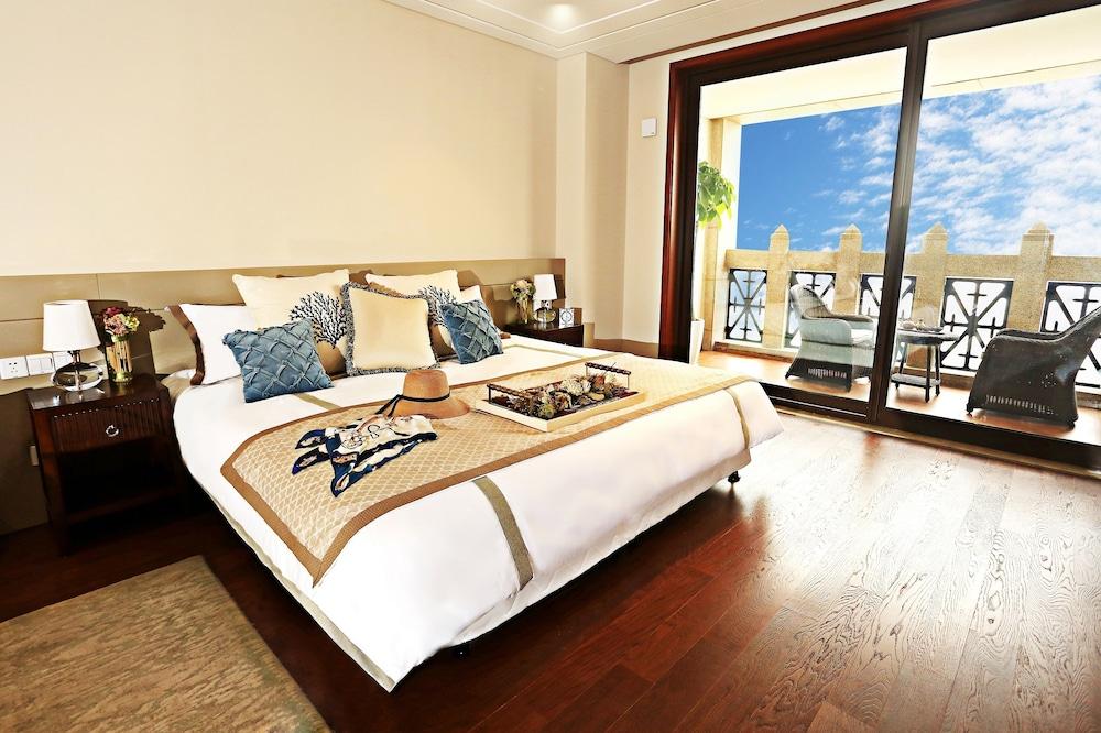 Qingdao Impression Hotel