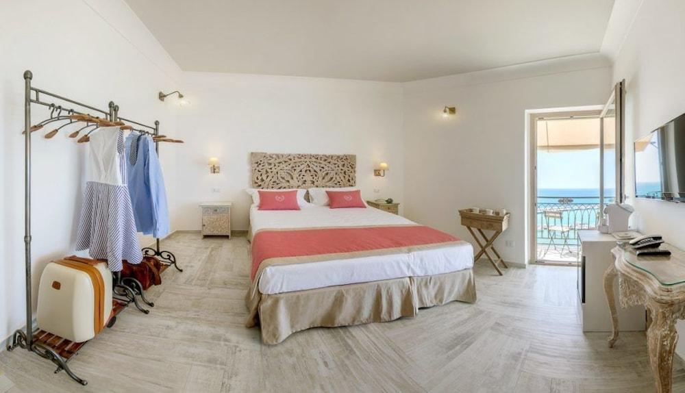 Domus Maris Boutique Hotel