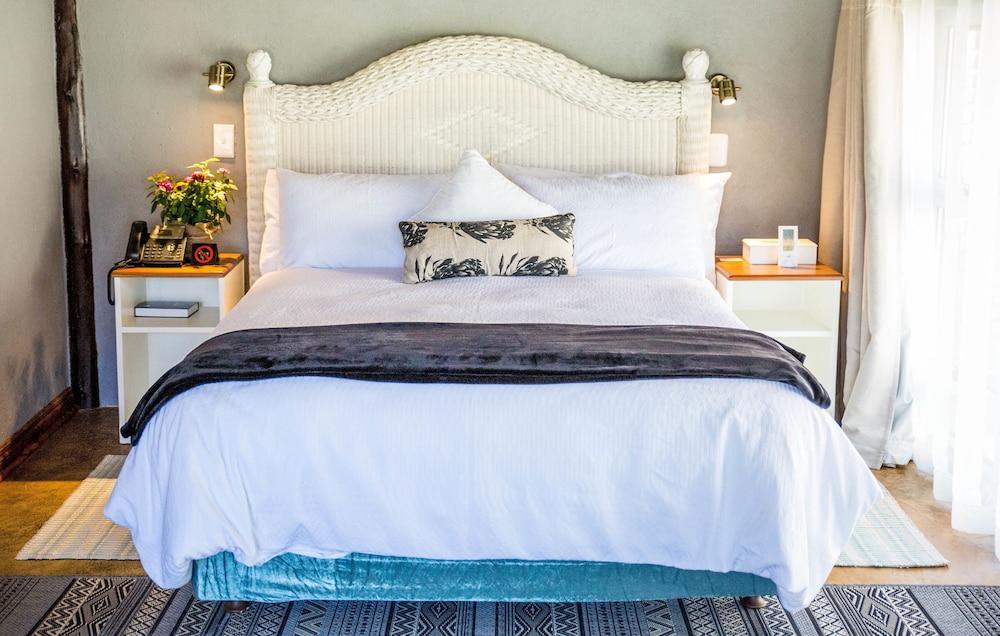 TshiBerry Bed & Breakfast