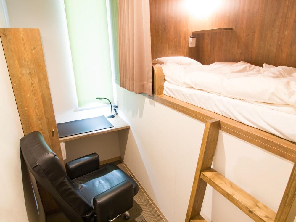 Comics & CapsuleHotel COMICAP Sapporo